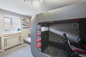 Photo 13- click for photo gallery